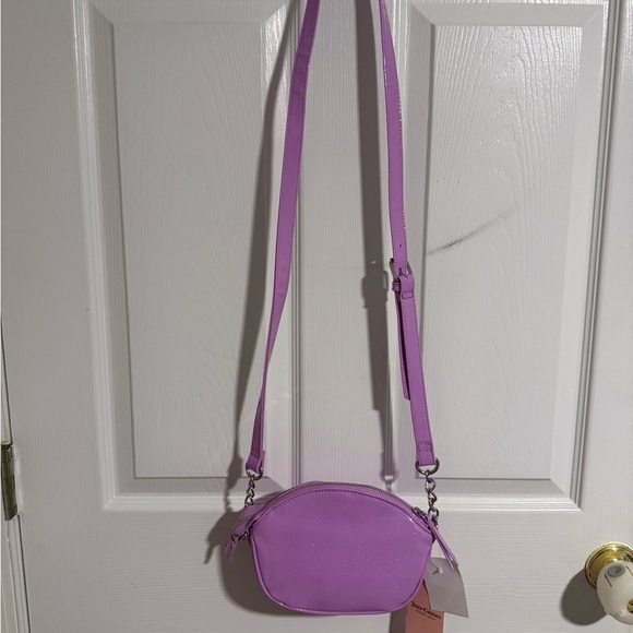 NWT Juicy Couture Violet Tulle Effortless Glossy Crossbody Bag - Picture 4 of 7